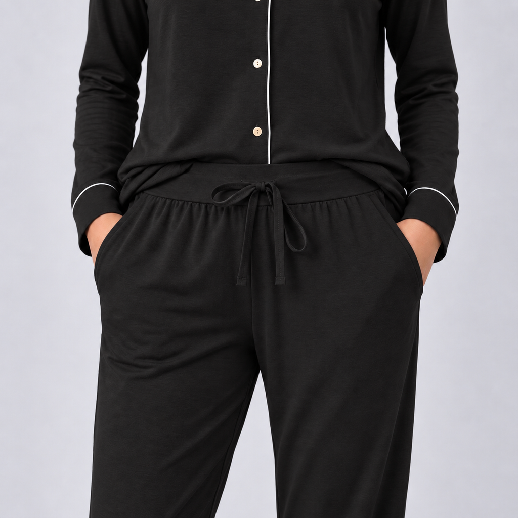 Set pigiama da donna in maglia elasticizzata di bambù con camicia a maniche lunghe e pantaloni