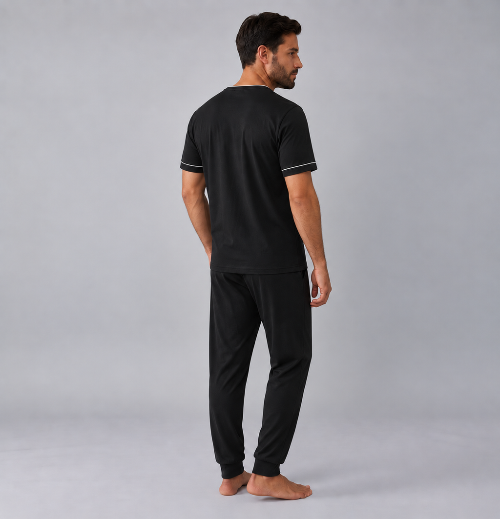 Set pigiama da uomo con T-shirt e pantaloni in maglia elasticizzata di bambù