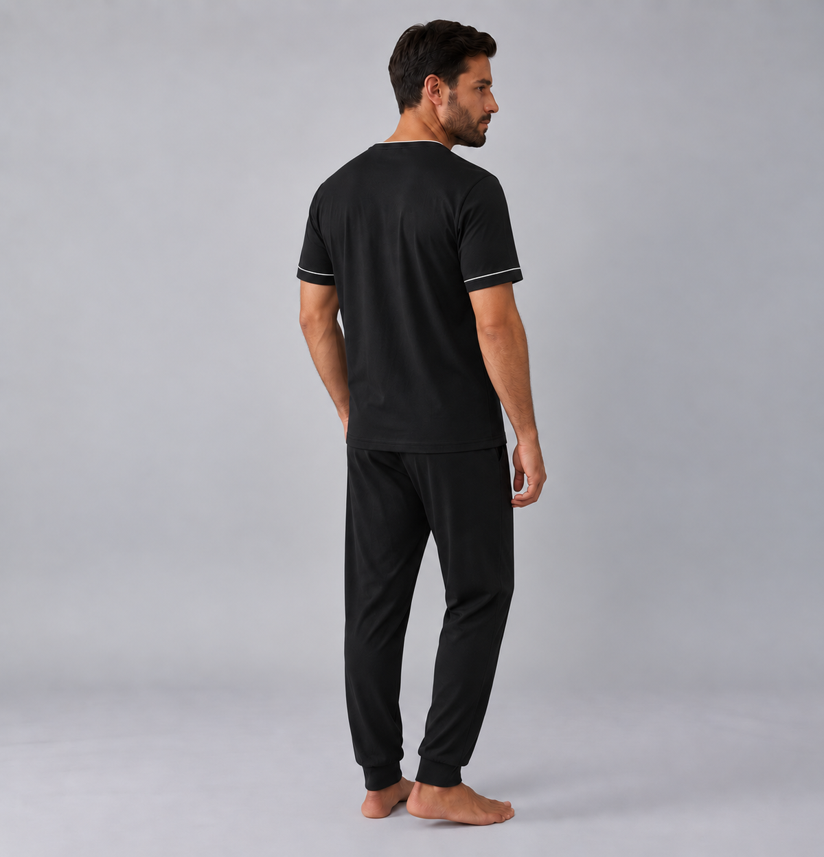 Set pigiama da uomo con T-shirt e pantaloni in maglia elasticizzata di bambù