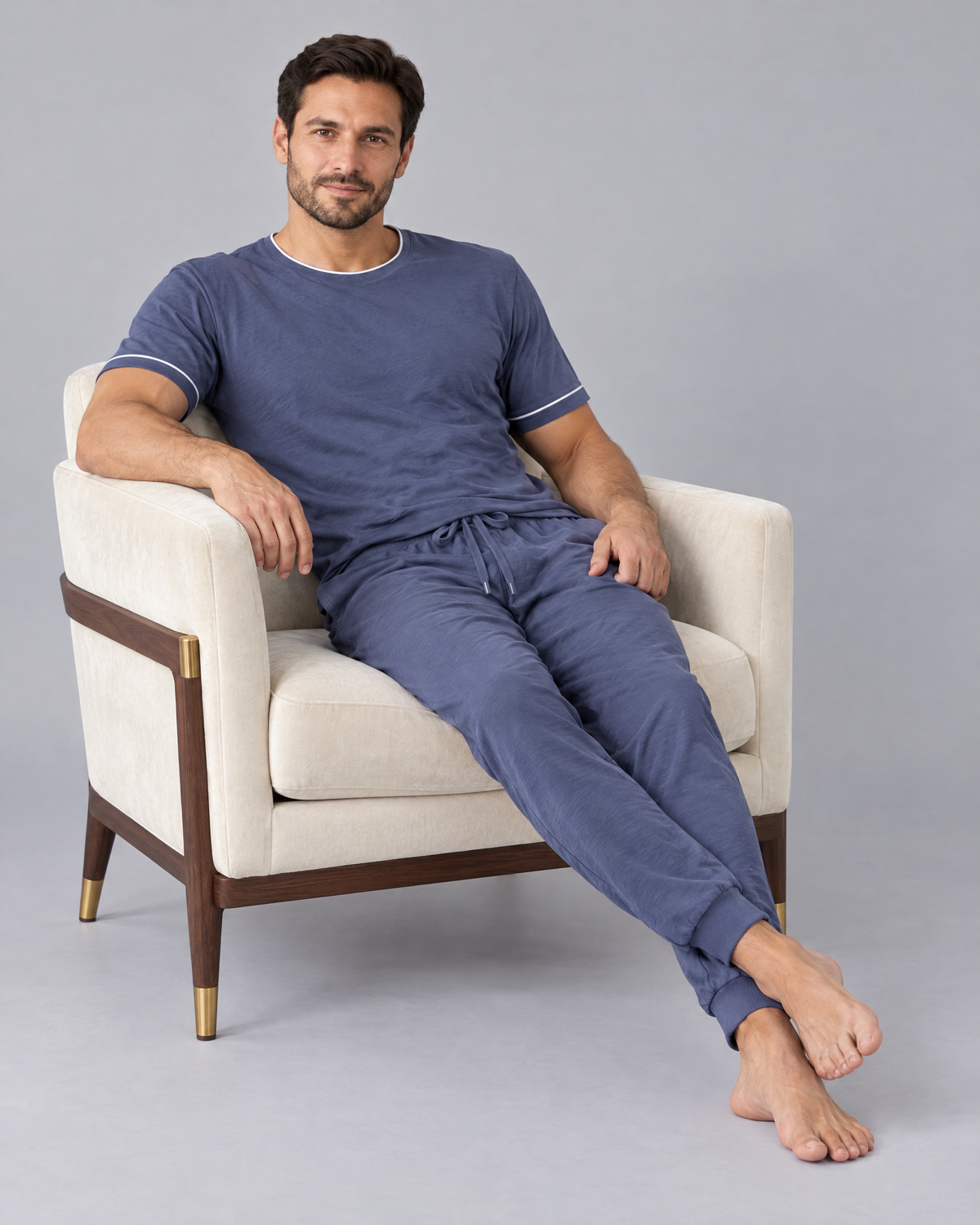 Set pigiama da uomo con T-shirt e pantaloni in maglia elasticizzata di bambù